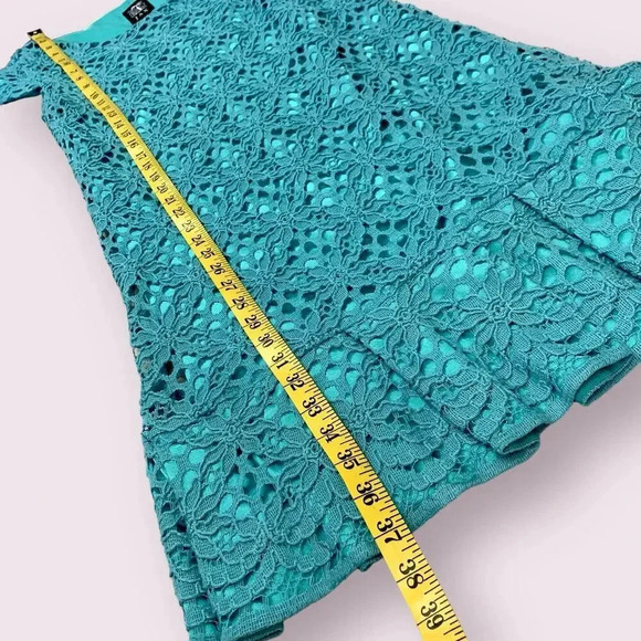 JAX Cap Sleeves Eyelet Crocheted Lace Shift Dress Pleated Hem Size 12 Teal Retro - Picture 15 of 16
